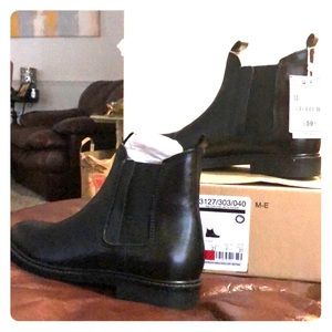 Unisex kids leather ankle boots